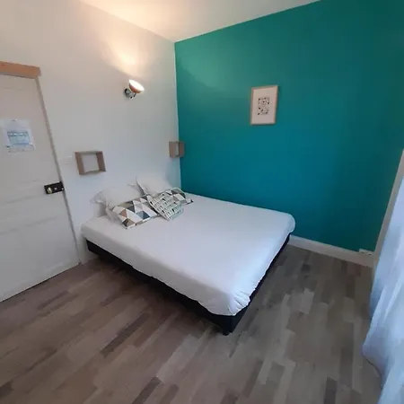 Entre Lacs Et Volcans Inn 3*